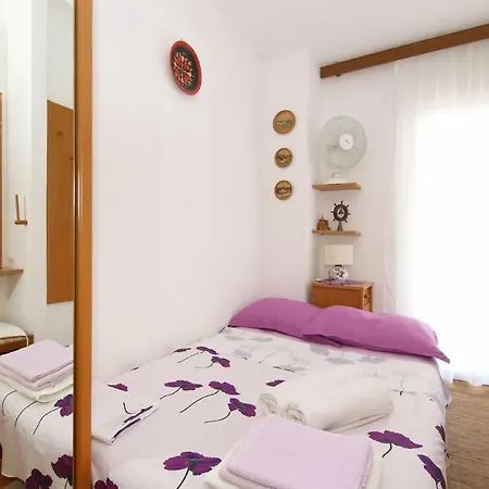 Apartment Vlad - Sea View *